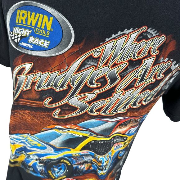 Chase Authentics T-Shirt Mens Medium Bristol Speedway Fight Finish NASCAR 2013 - Picture 2 of 11